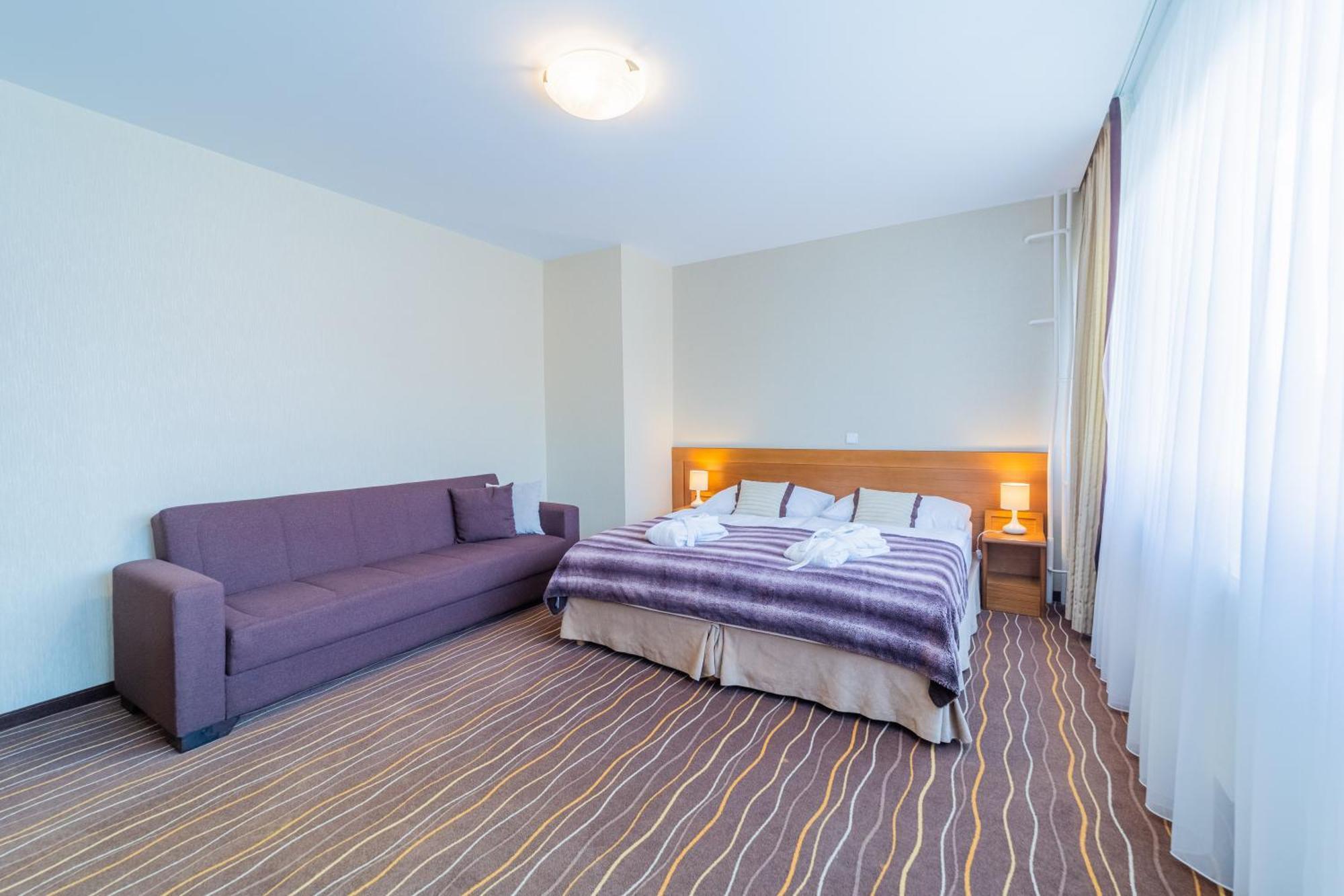 Hotel Kontakt Wellness 4*