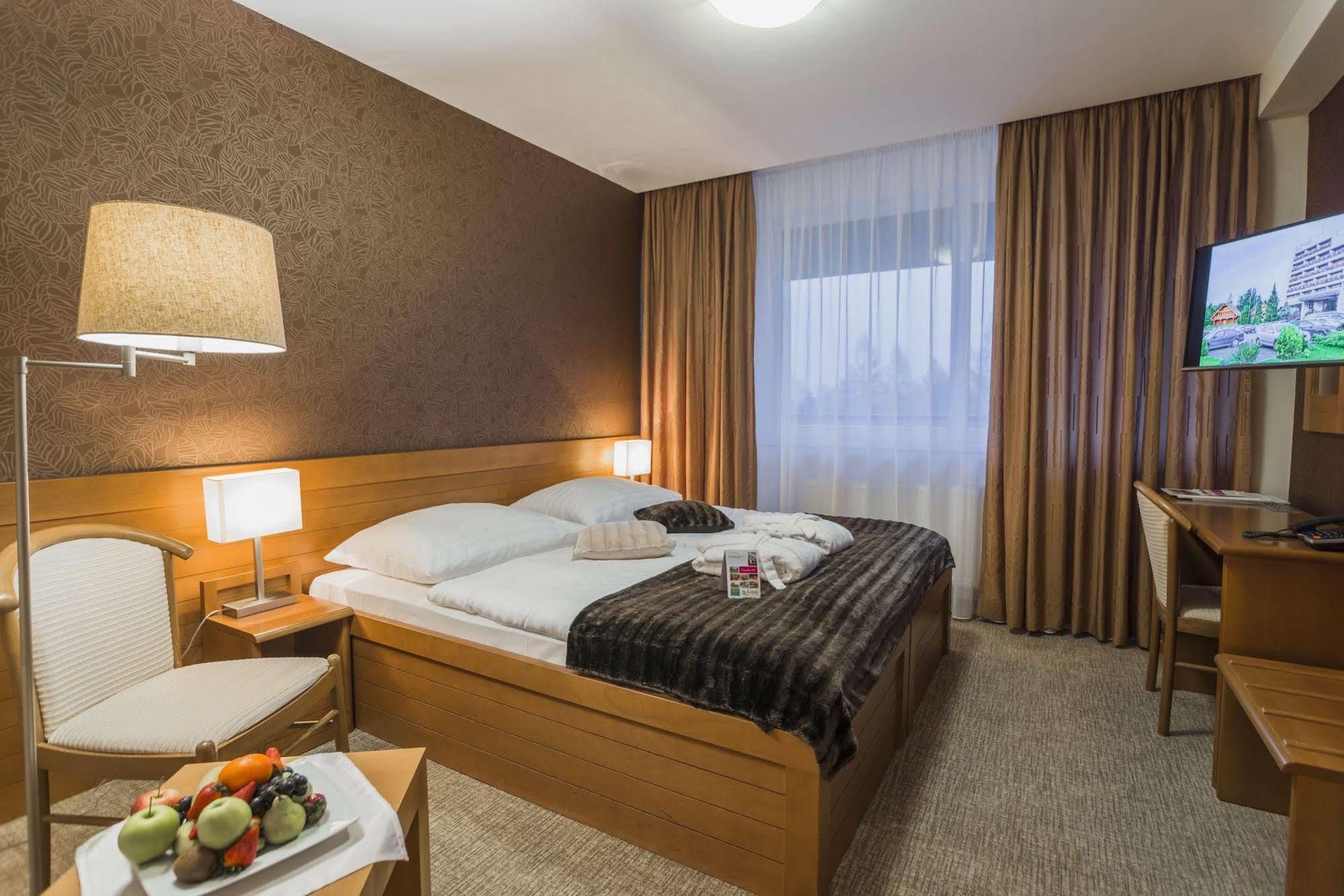 Kontakt Wellness Hotel 4*